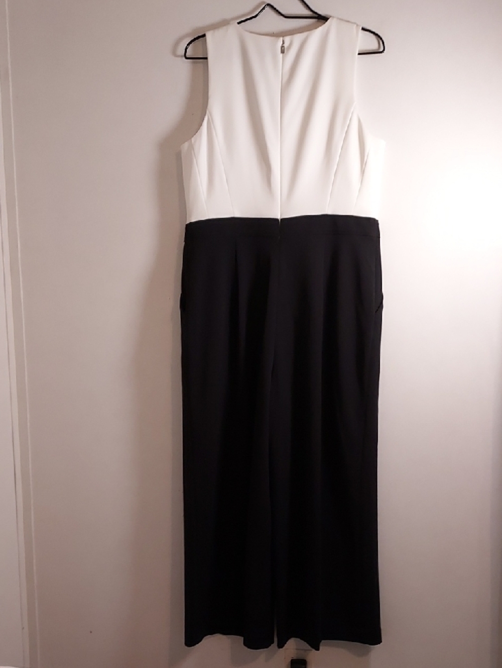 Karl Lagerfeld PARIS Jumpsuit (12) - Picture 7 of 10